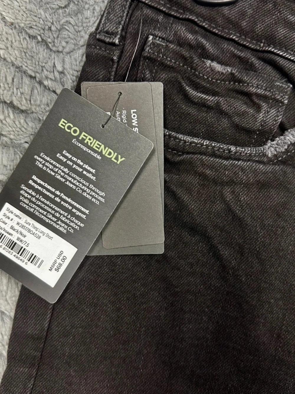 NWT Silver Jeans Sure Thing Long Shorts 18W Black Denim High Rise 7.5